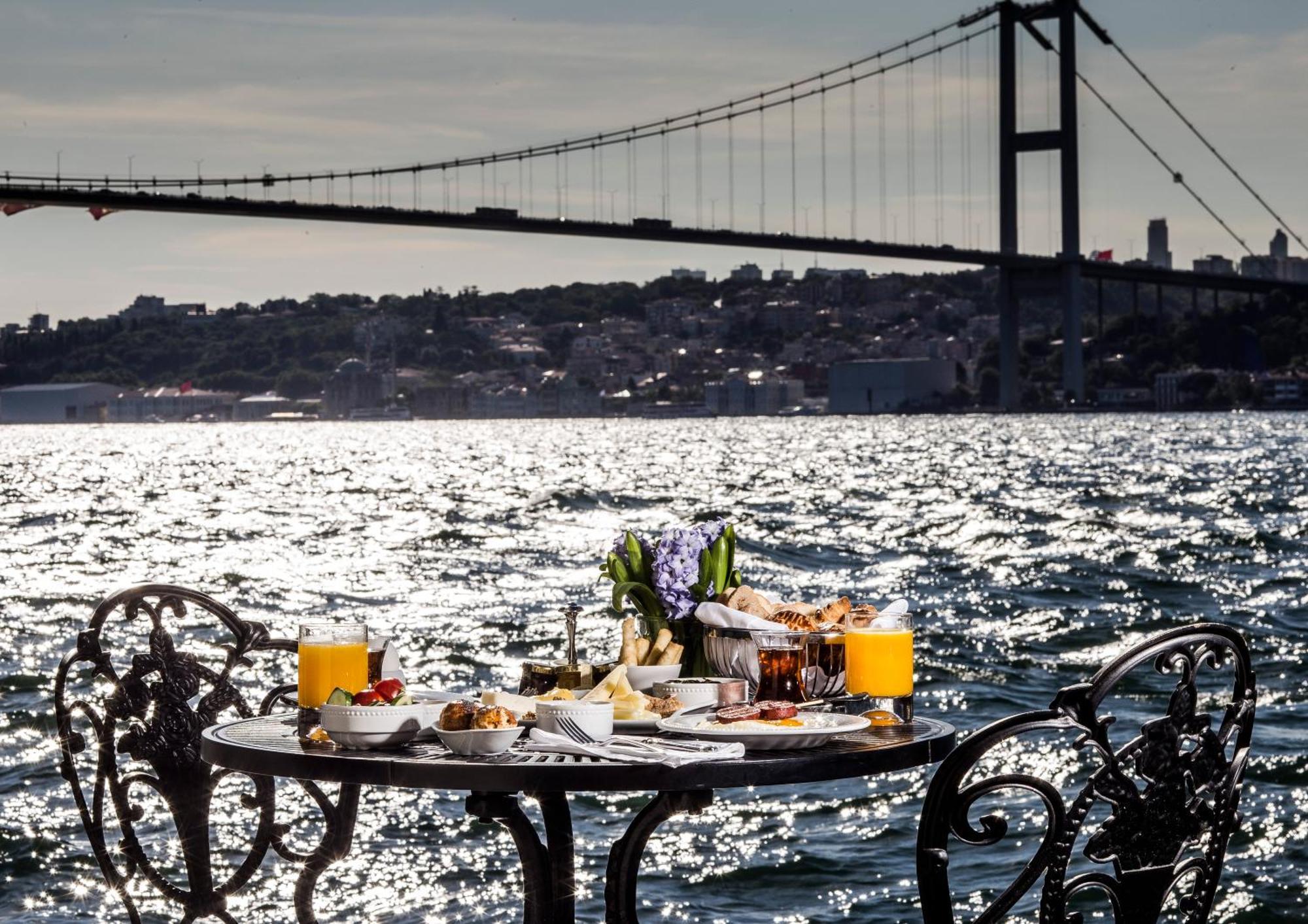 Bosphorus Palace Hotel Istanbul Exterior foto